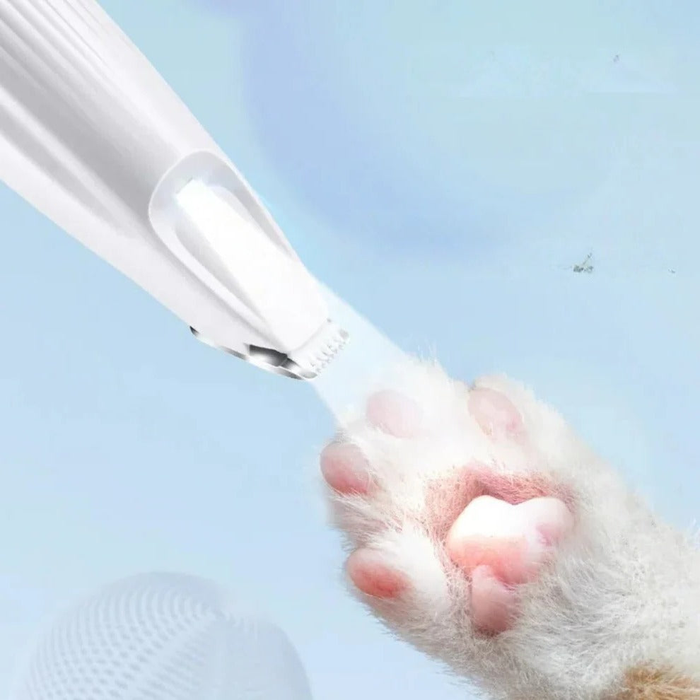 Compact Pet Trimmer with Rounded Blade Tips and Rechargeable Battery