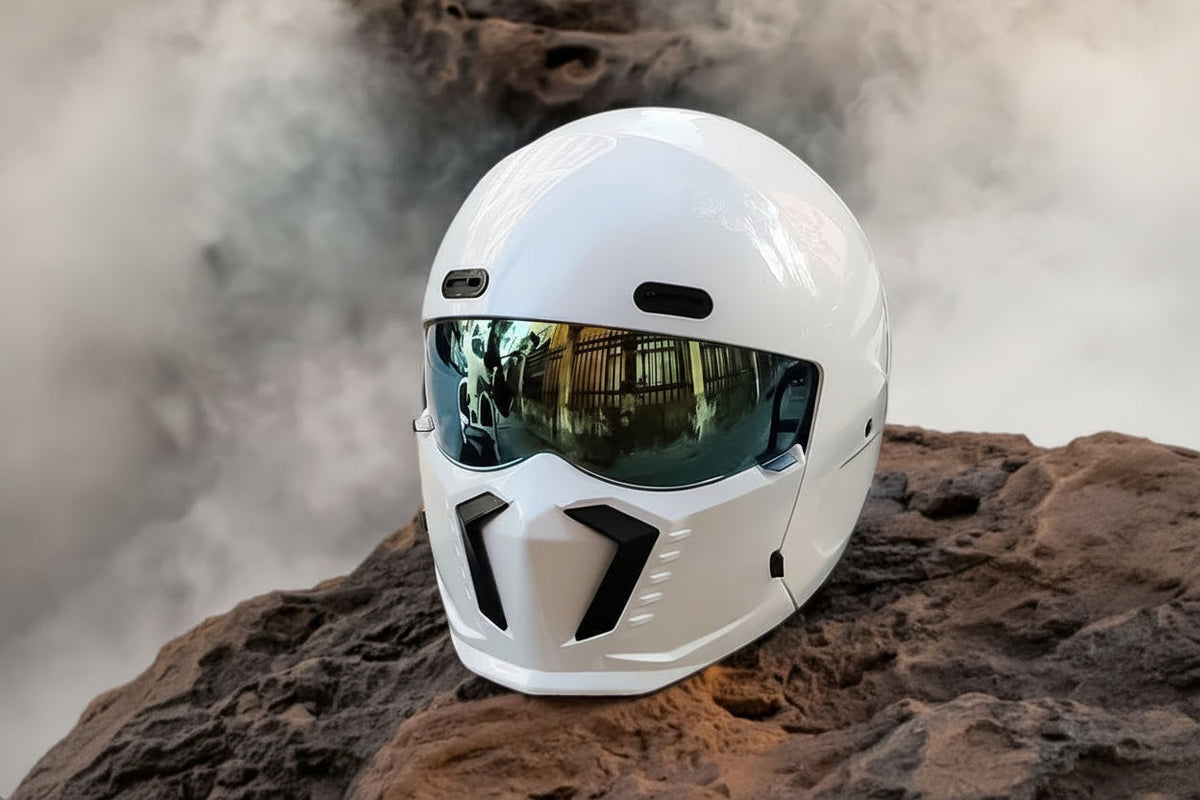 Retro Pilot Motorcycle Helmet with Anti-Fog Polycarbonate Lens and Ventilation