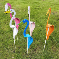 Spinning Bird Ornament with Swivel Hook and Stainless Steel Construction for Gardens