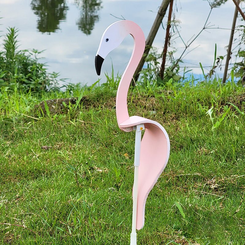 Spinning Bird Ornament with Swivel Hook and Stainless Steel Construction for Gardens