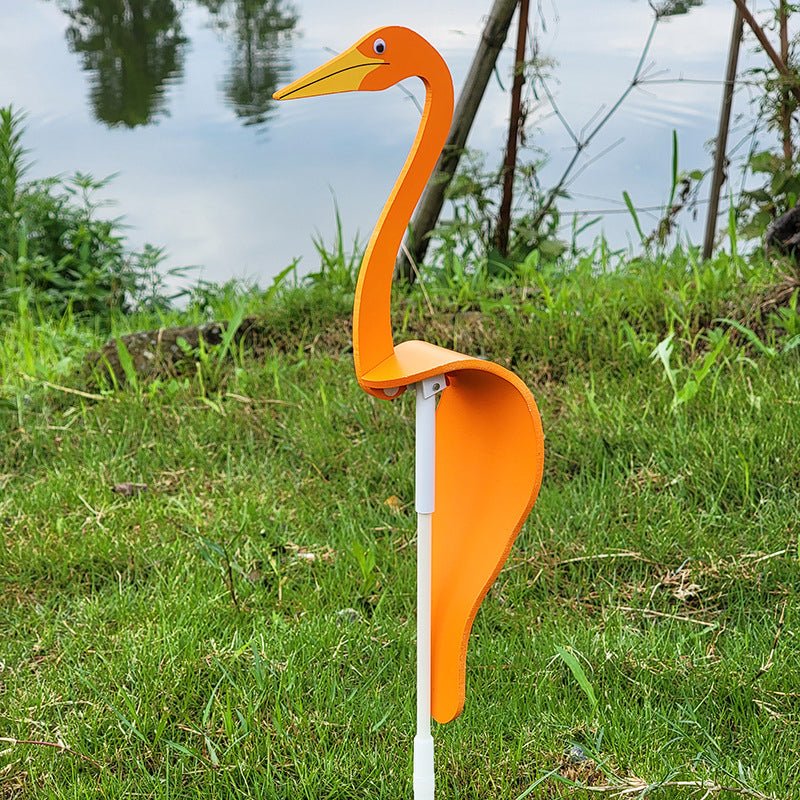 Spinning Bird Ornament with Swivel Hook and Stainless Steel Construction for Gardens