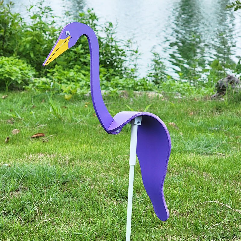 Spinning Bird Ornament with Swivel Hook and Stainless Steel Construction for Gardens