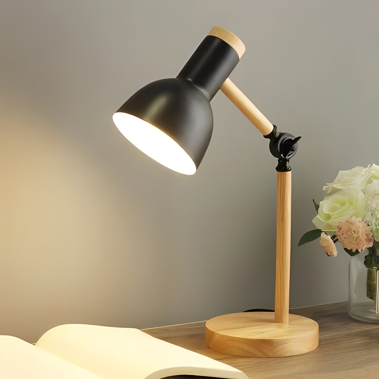 Adjustable Arm Desk Lamp with Directional Lighting Control