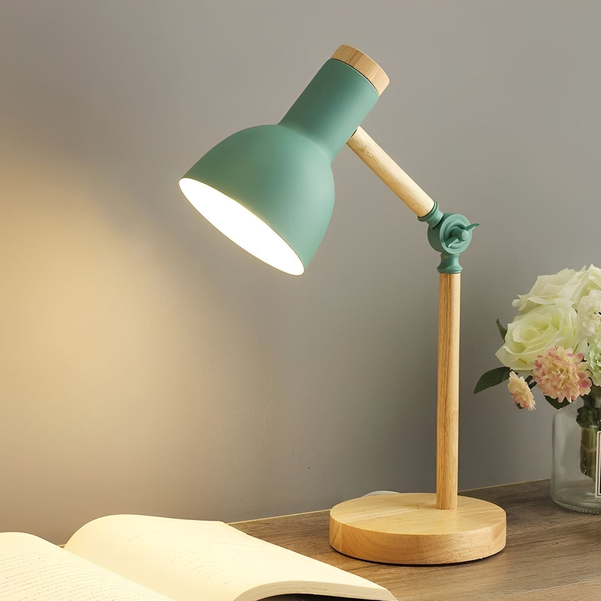 Adjustable Arm Desk Lamp with Directional Lighting Control