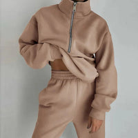 Womens Athletic Tracksuit Set with Fitted Design for Gym and Casual Wear