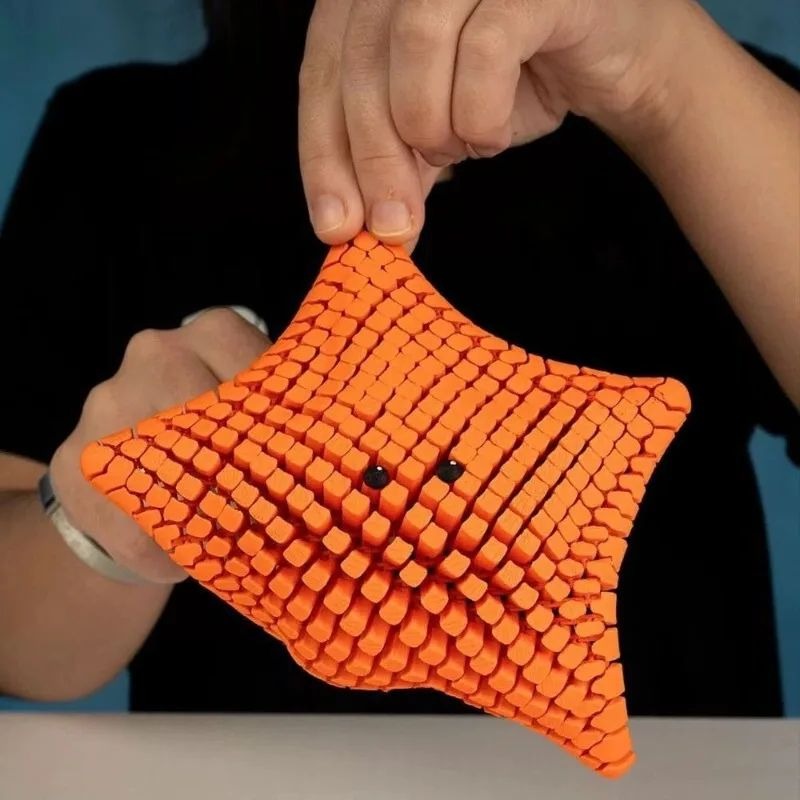 Articulating Ocean Star Fidget Toy with Movable Printed Joints for Desk Play
