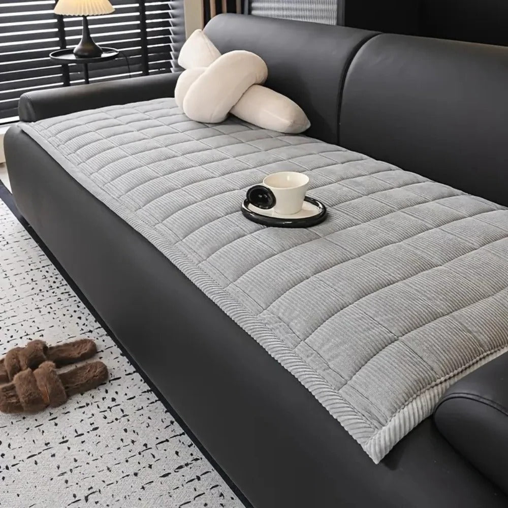 Quilted Couch Cover Mat with Pattern