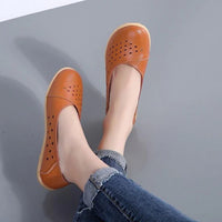 Ladies Broad Width Leather Loafer Shoes with Cushioned Sole