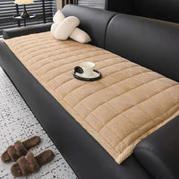 Quilted Couch Cover Mat with Pattern