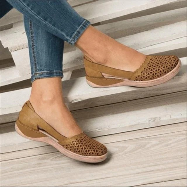 Casual Flats with Wide Toe Box and Built In Arch Support for Women