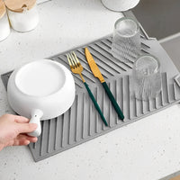 Non Slip Silicone Drying Mat with Drip Tray Design for Dishes