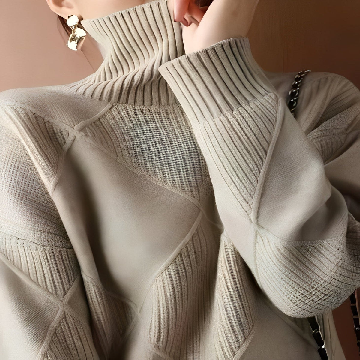 Cashmere Womens Oversized Pullover with Textured Diamond Stitch Detail