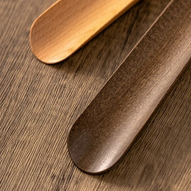 Extra Long Shoe Horn with Grip Handle and Heel Guide, 23.6 In