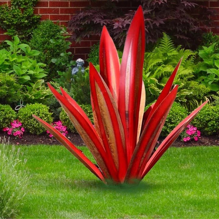 Metal Agave Americana Style Garden Decor for Indoor or Outdoor Display - Marova Shop