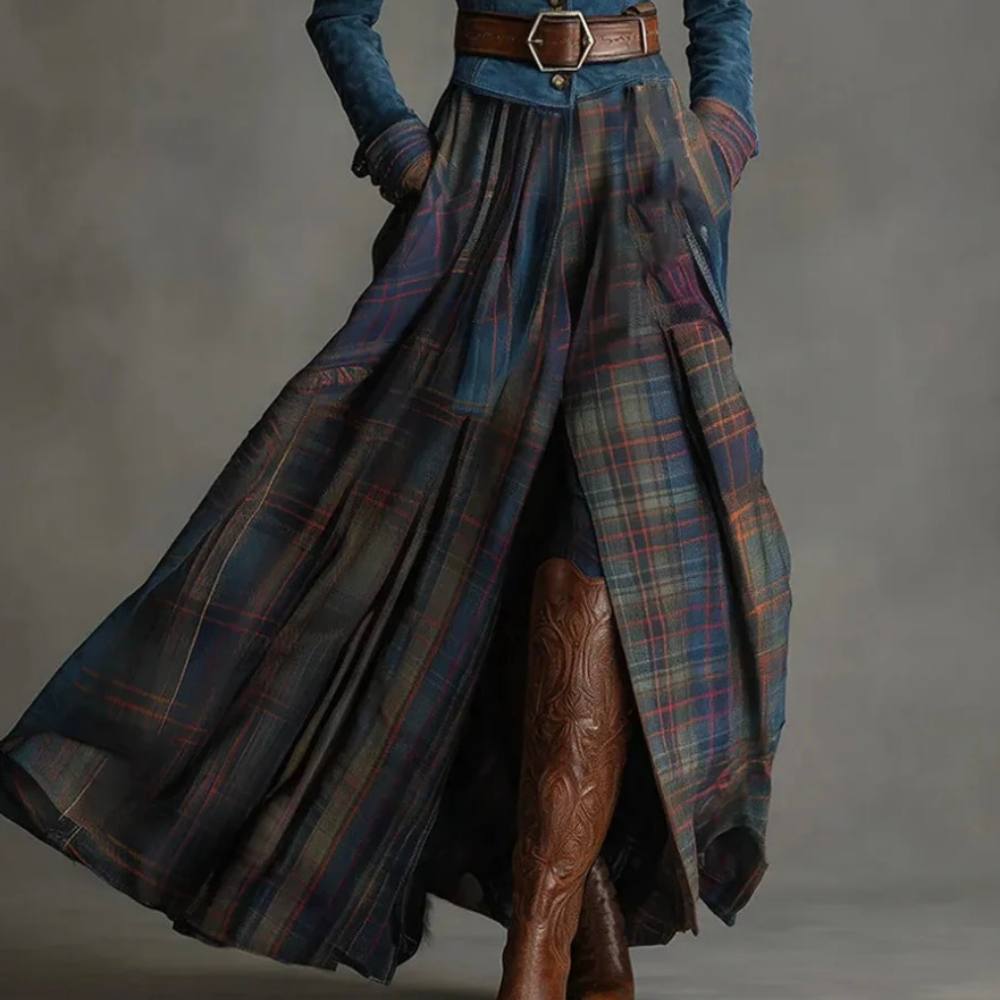 Bohemian Elegance Womens Dress with Fitted Bodice and Flowing Skirt