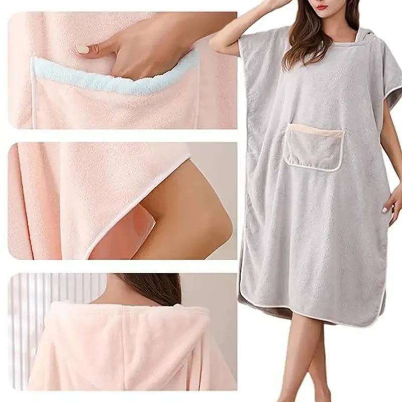 Soft Absorbent Hooded Bathrobe for Warmth and Comfort
