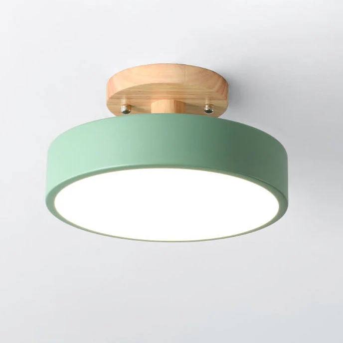 LED Ceiling Light With Integrated LED and Adjustable Color Temperature