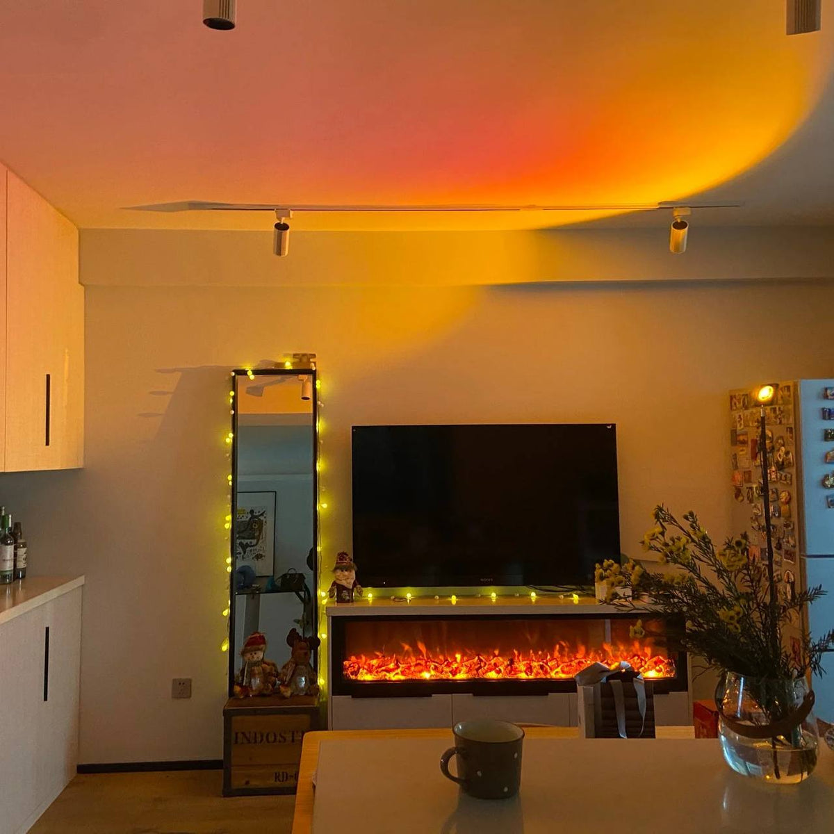 LED Color Projector Floor Lamp, Minimalist Halo Light Effect
